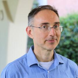 Ray Uzwyshyn